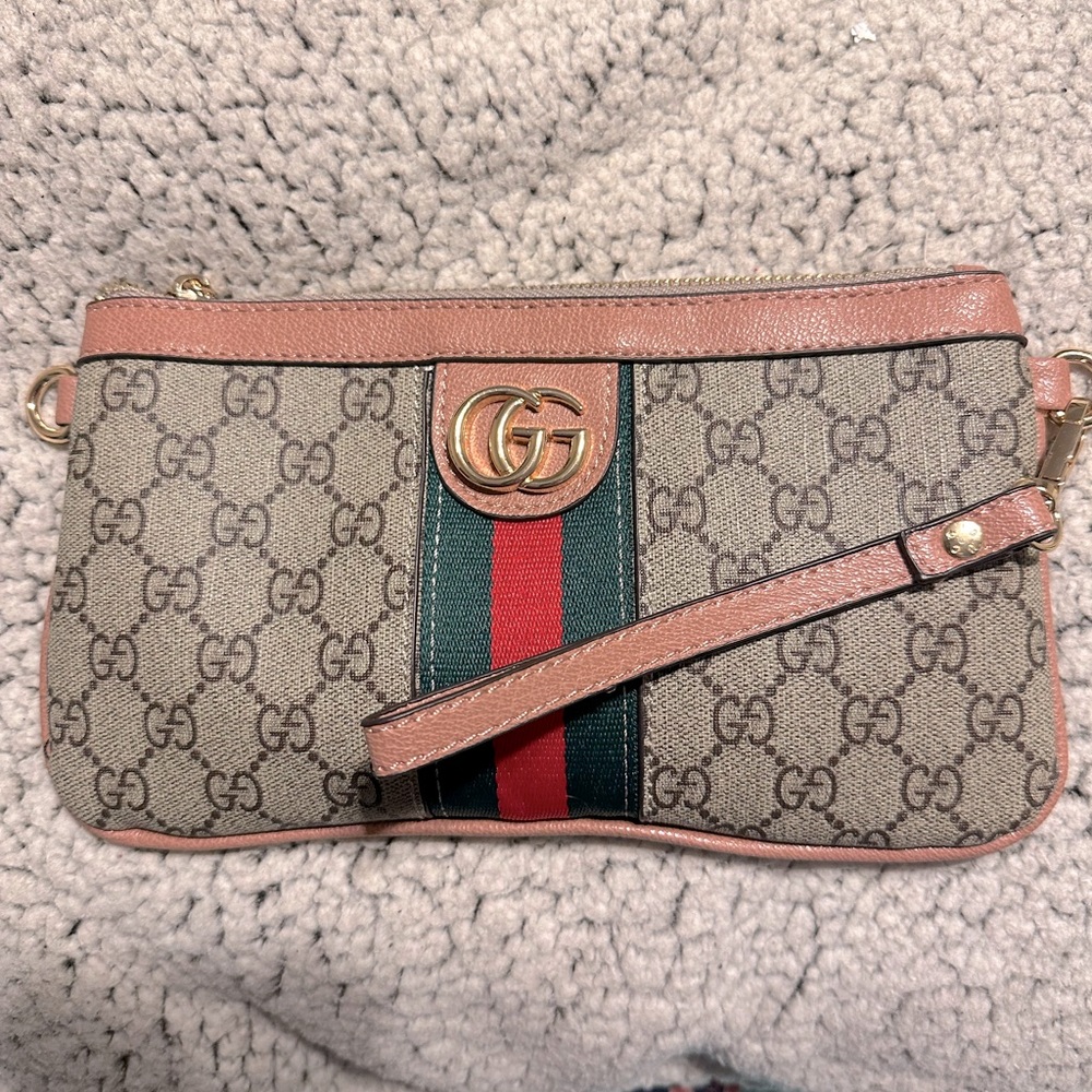 Wristlet